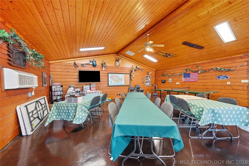33635 Old Indian Road Ketchum, OK 74331