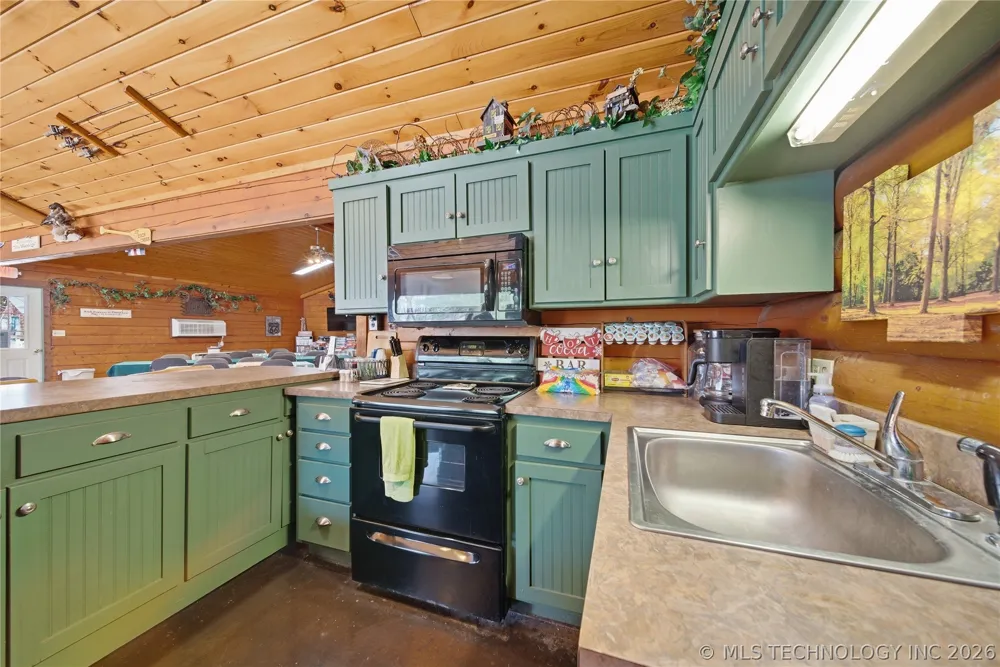 33635 Old Indian Road Ketchum, OK 74331
