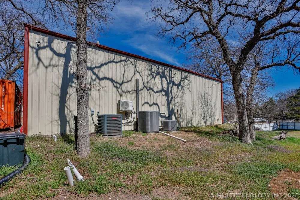 22127 Jimbo Marietta, OK 73459