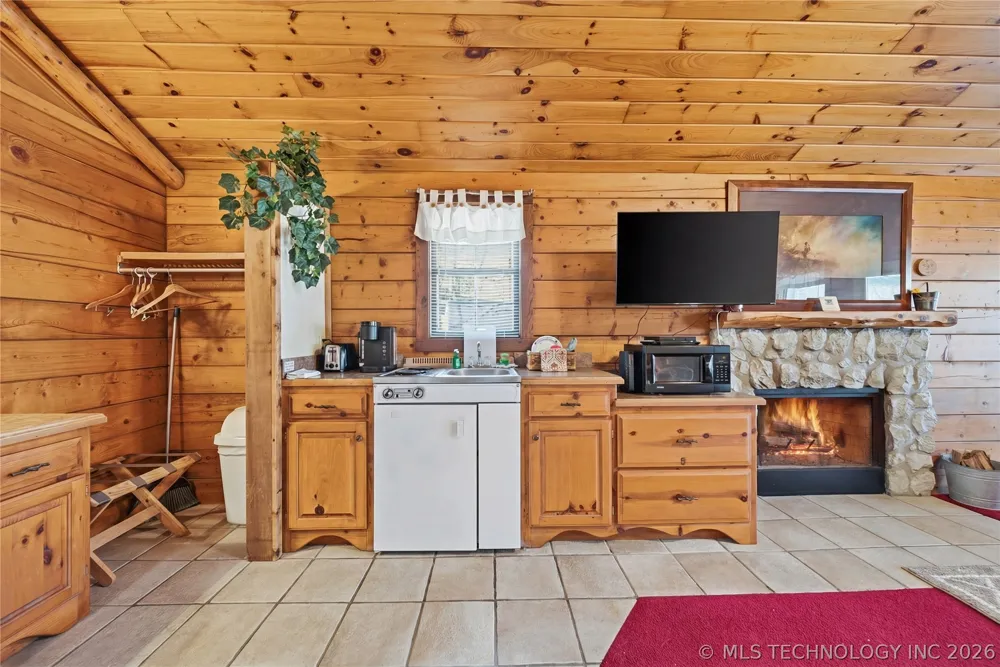 33635 Dock Road #1-8 Ketchum, OK 74331
