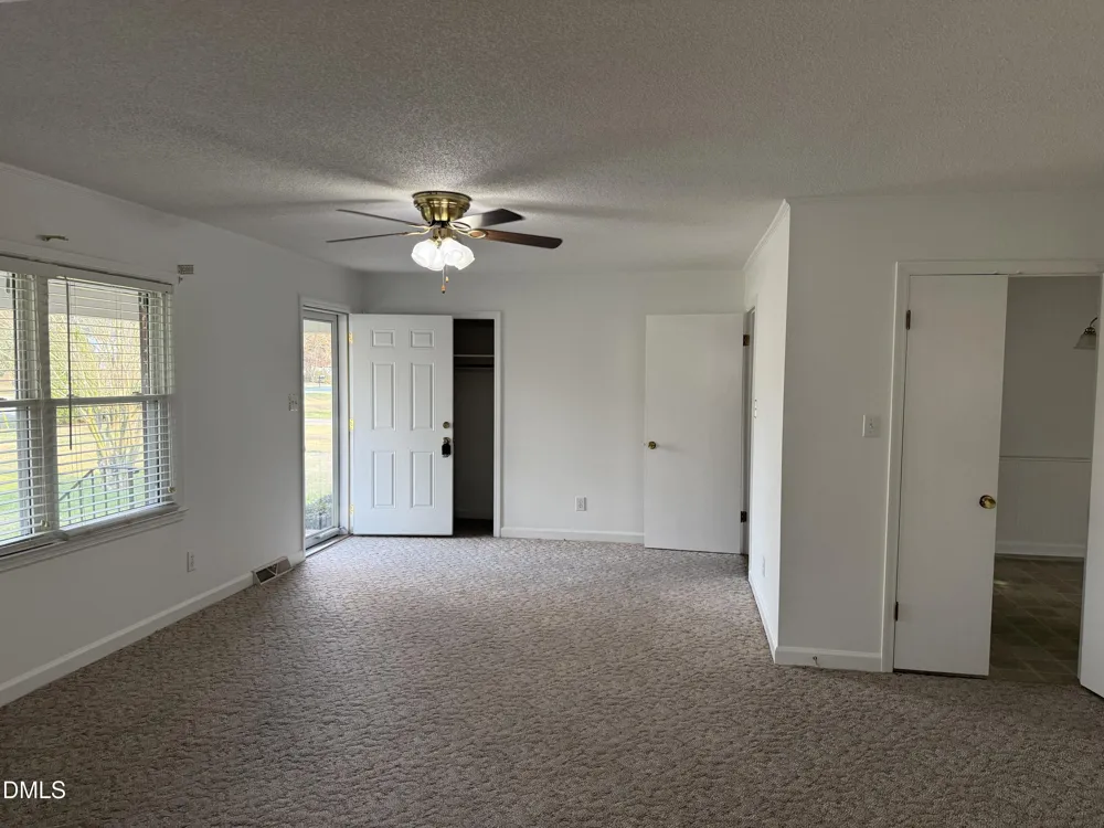 2992 Cherry Lane Kinston, NC 28504