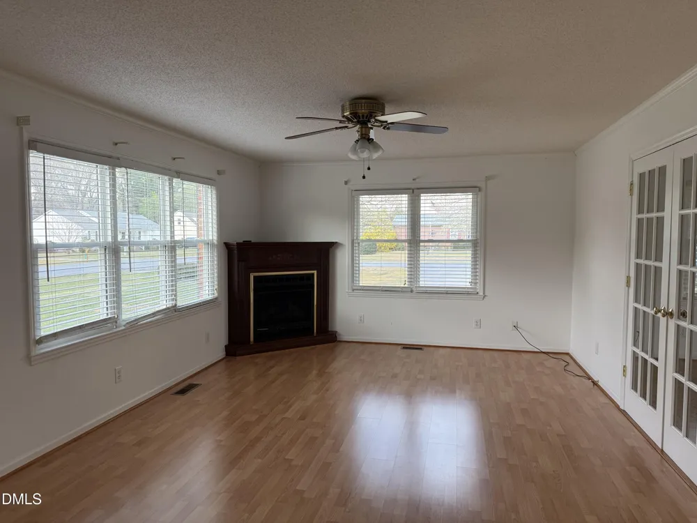 2992 Cherry Lane Kinston, NC 28504