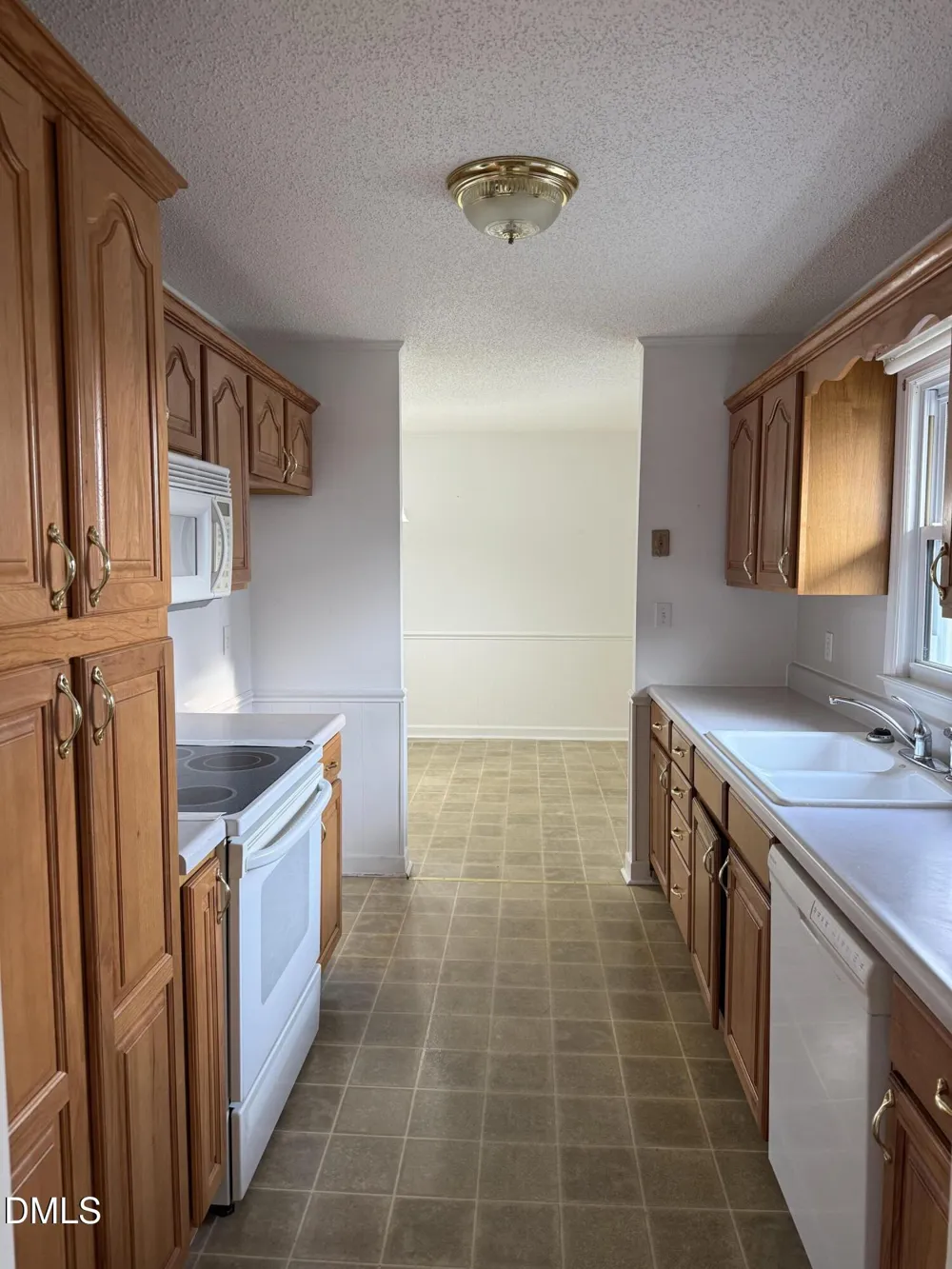 2992 Cherry Lane Kinston, NC 28504