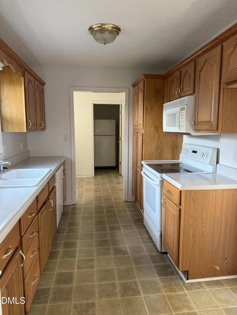 2992 Cherry Lane Kinston, NC 28504