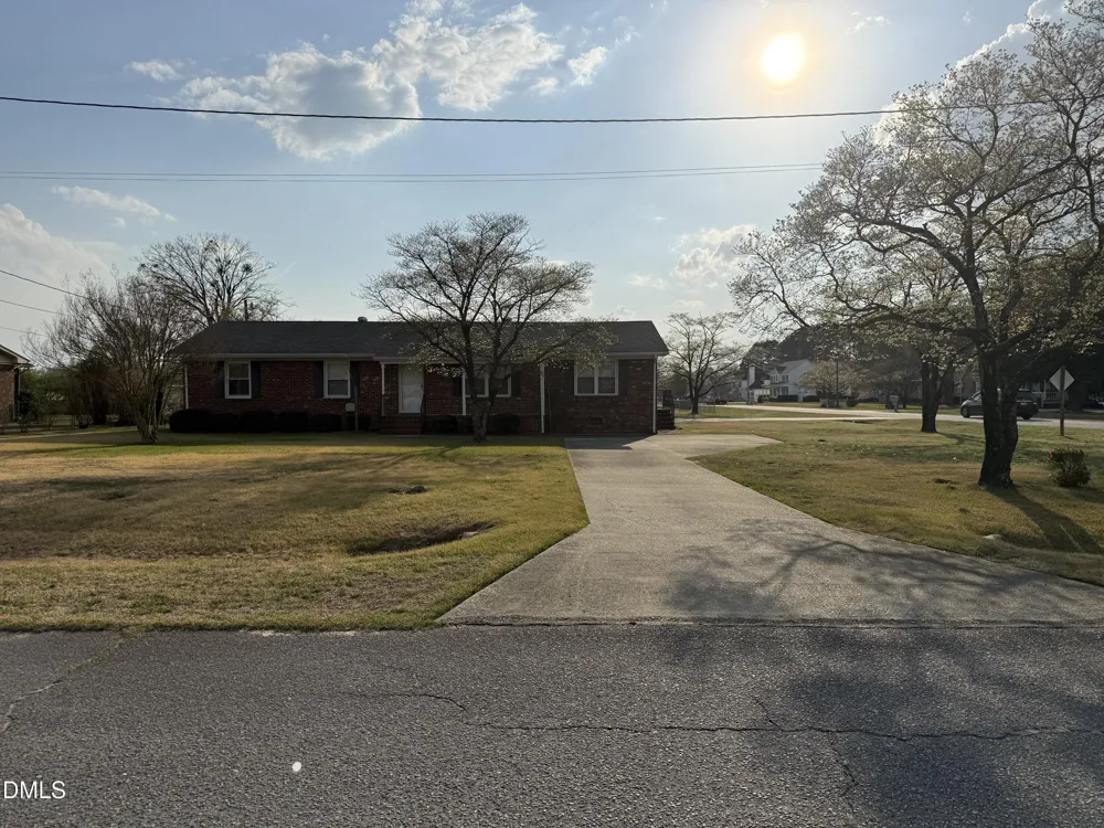 2992 Cherry Lane Kinston, NC 28504