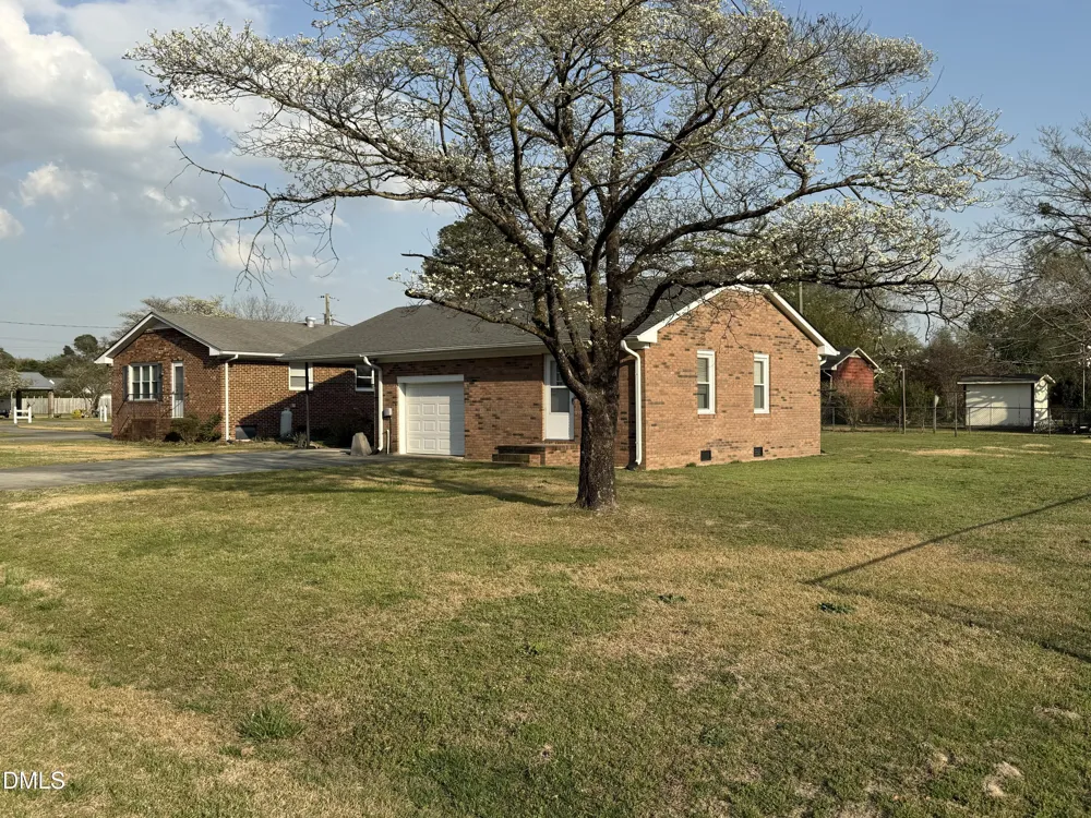 2992 Cherry Lane Kinston, NC 28504