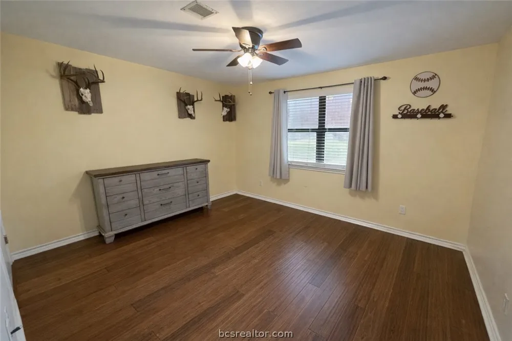 202 Golfview Drive Hilltop Lakes, TX 77871
