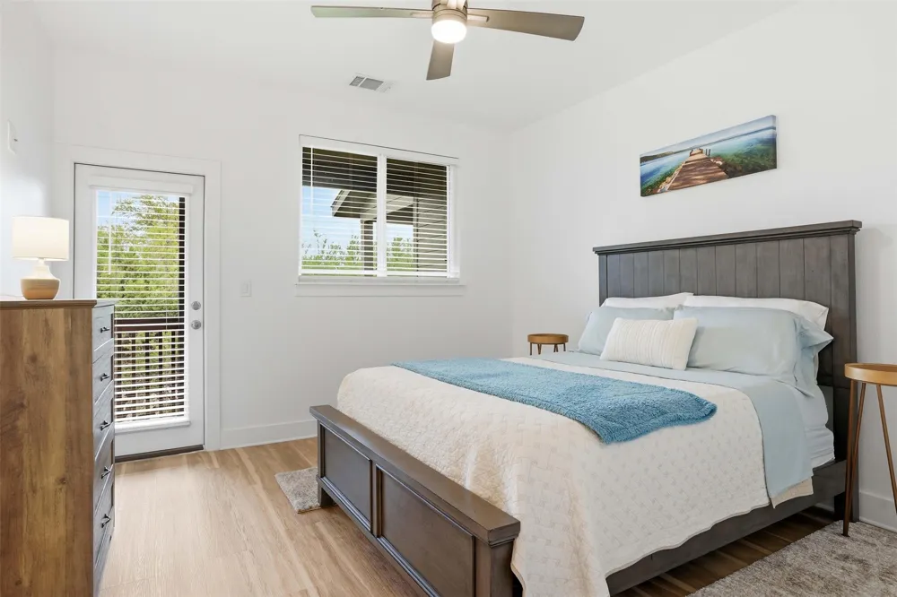512 Palmer Drive Point Venture, TX 78645