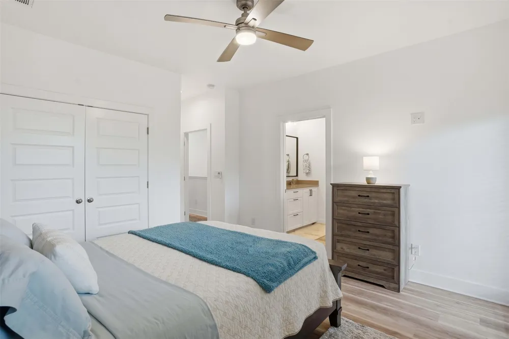 512 Palmer Drive Point Venture, TX 78645