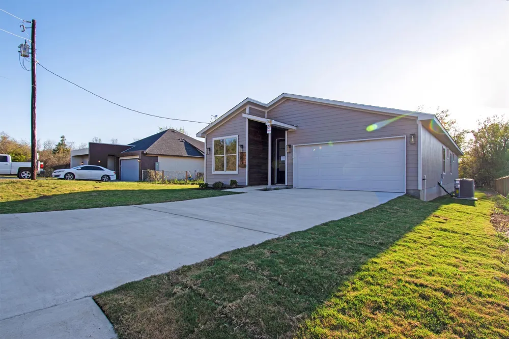 151 Kawainui Lane Bastrop, TX 78602