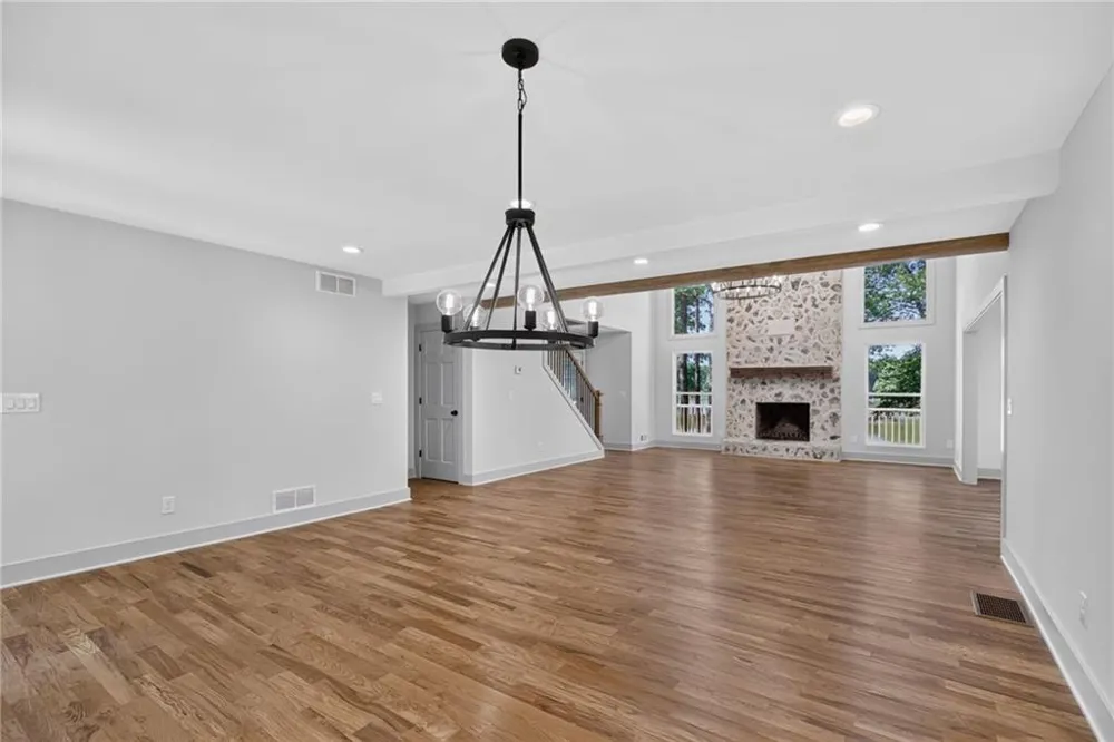 341 TEEPEE TRAIL Whitesburg, GA 30185