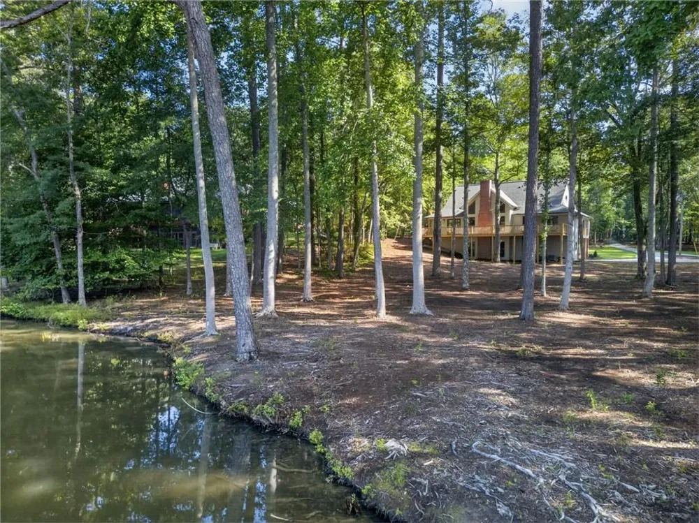 341 TEEPEE TRAIL Whitesburg, GA 30185