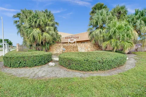 8010 Hampton Blvd #211