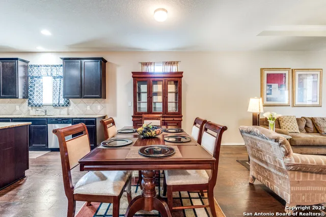 15923 Silver Rose Selma, TX 78154