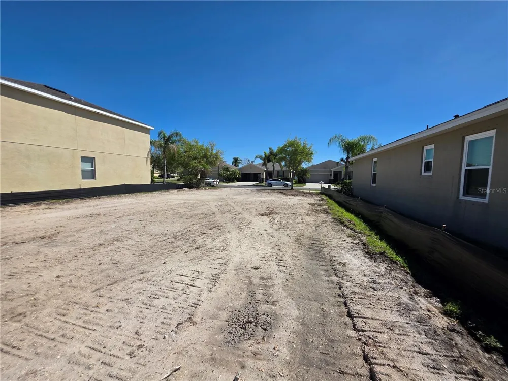 563 VISTA RIDGE DRIVE Ruskin, FL 33570