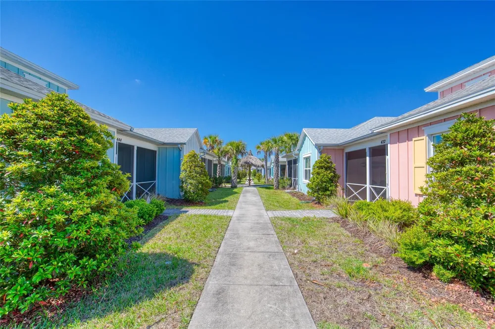 444 LIME AVENUE Daytona Beach, FL 32124