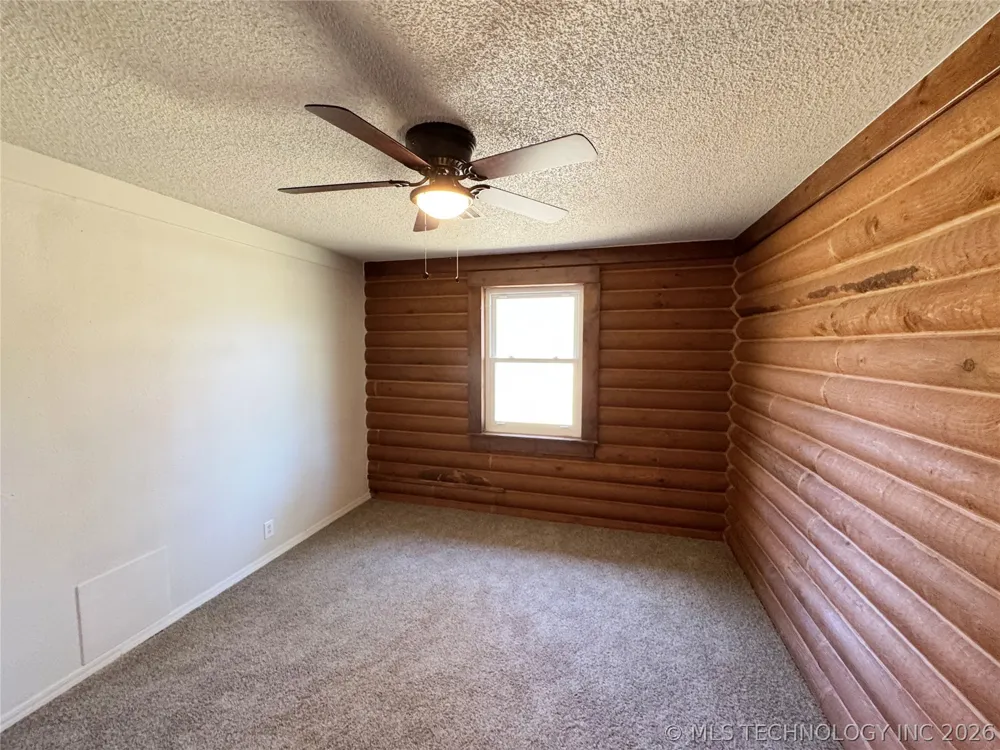 30220 3956 DRIVE Ochelata, OK 74051