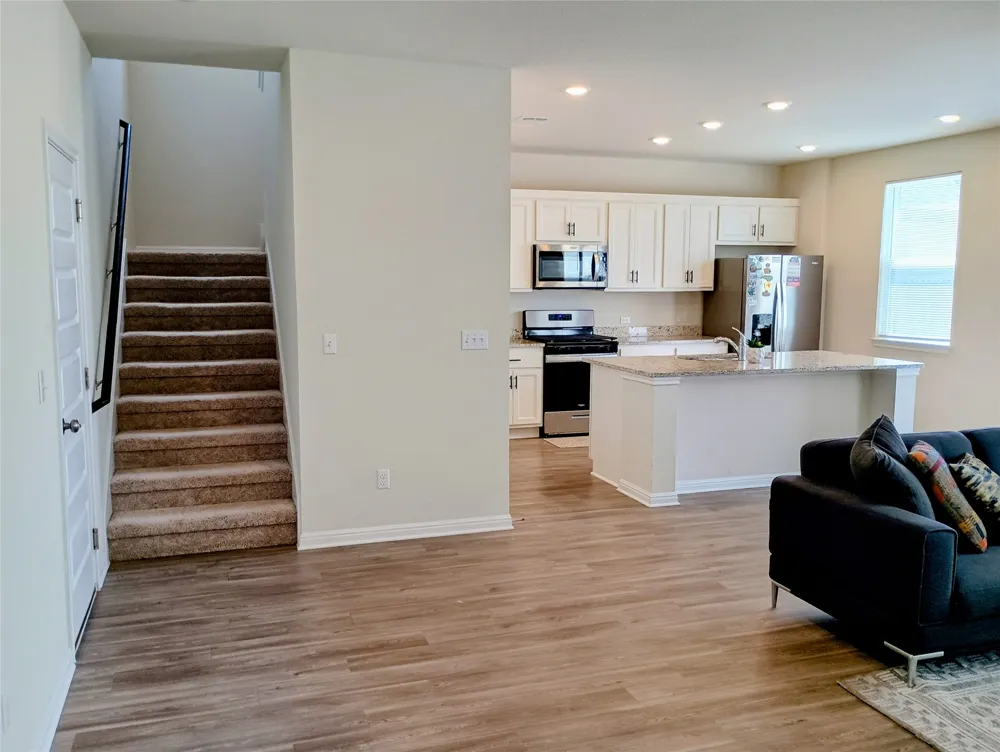 10615 Ridan Way Buda, TX 78610
