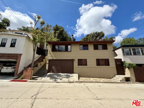 6871 Pacific View Drive