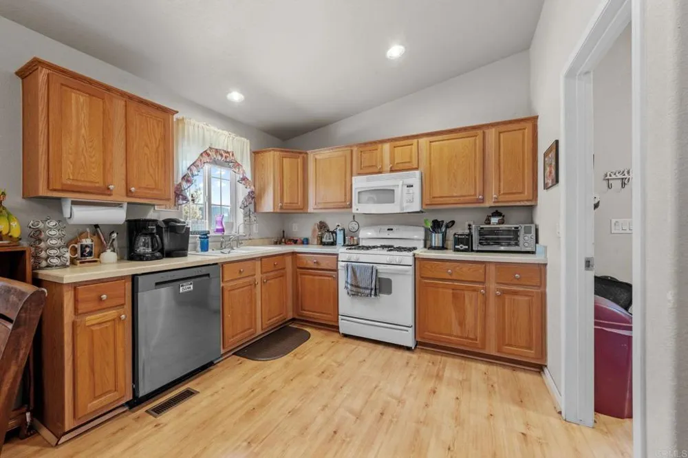 22002 Lyons Valley Road Alpine, CA 91901