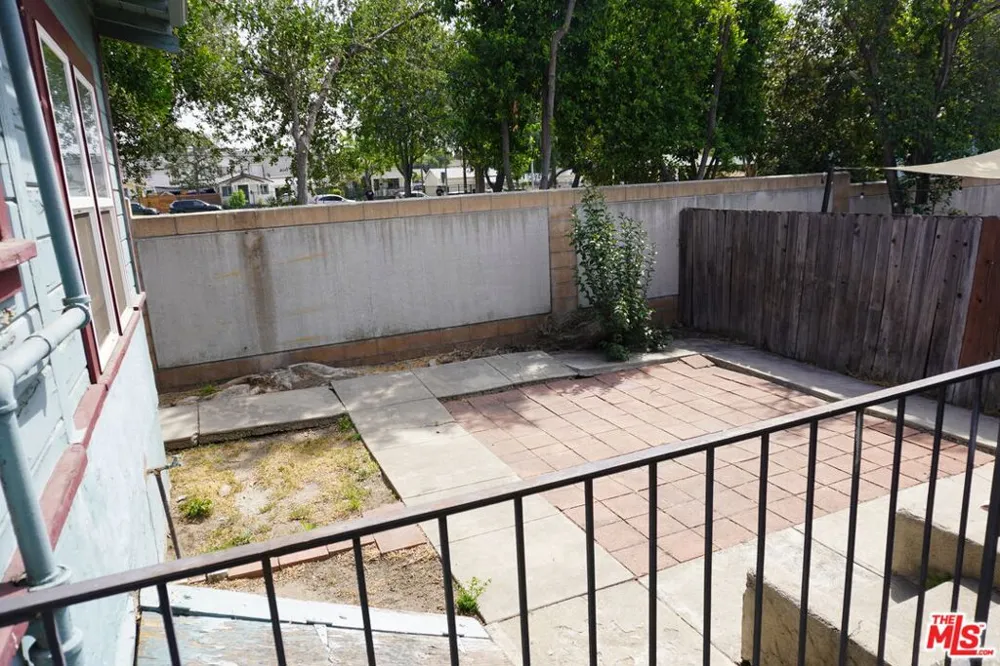 324 E Lime Avenue #4 Monrovia, CA 91016