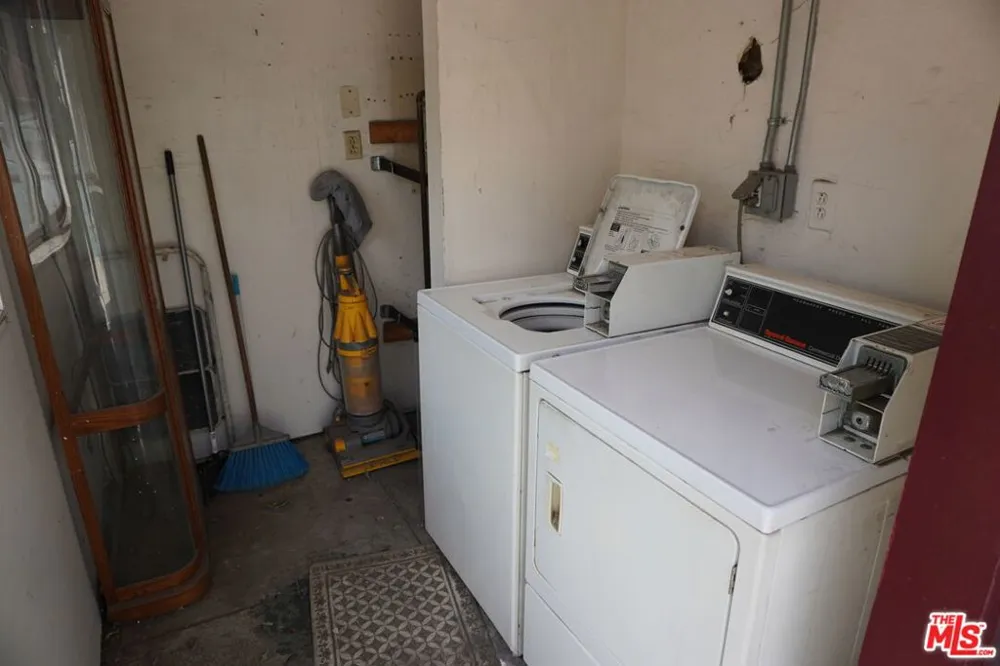 324 E Lime Avenue #4 Monrovia, CA 91016