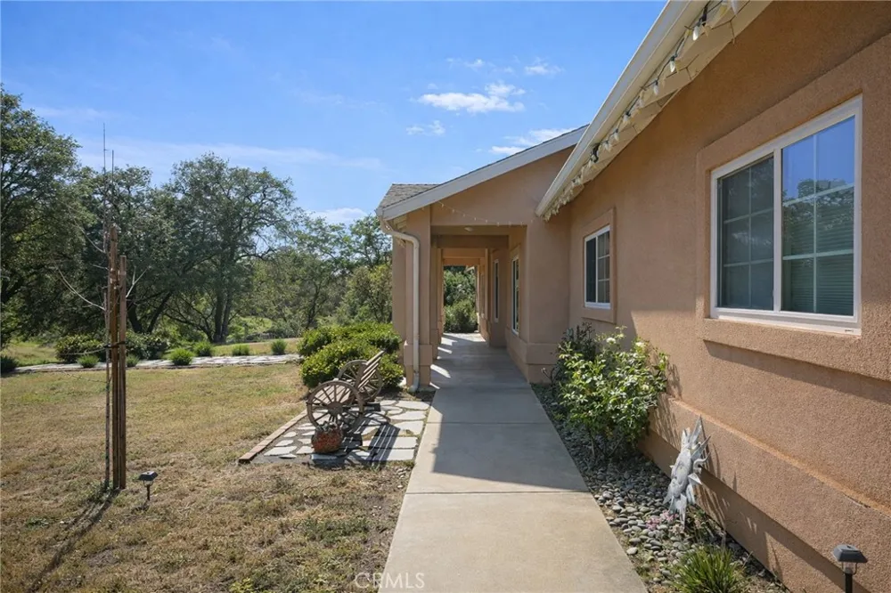 41121 Long Hollow Coarsegold, CA 93614