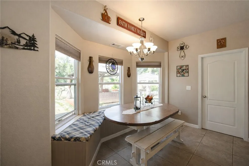 41121 Long Hollow Coarsegold, CA 93614