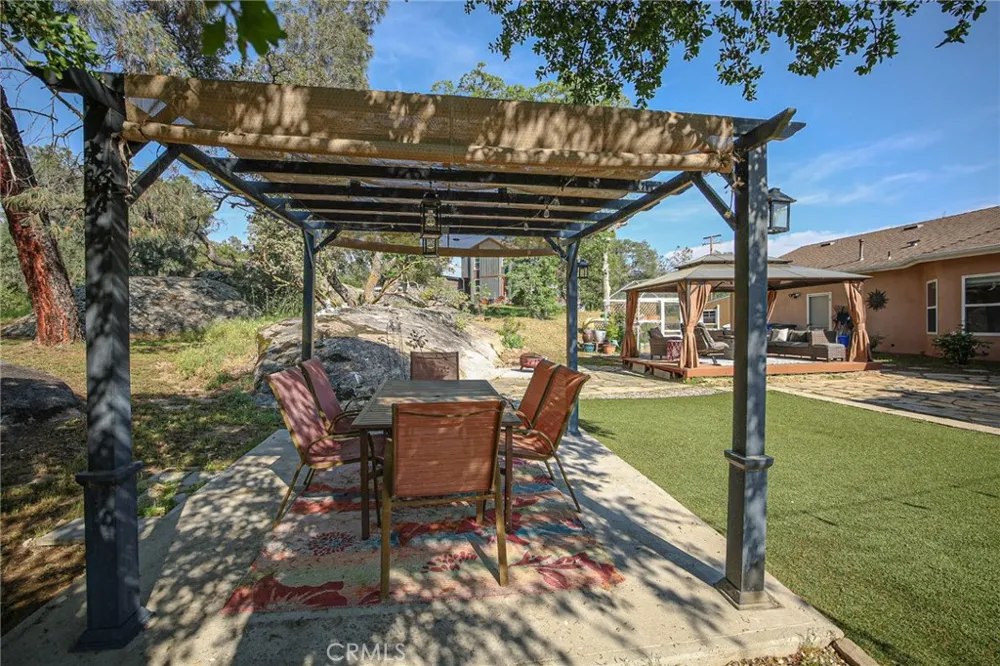 41121 Long Hollow Coarsegold, CA 93614