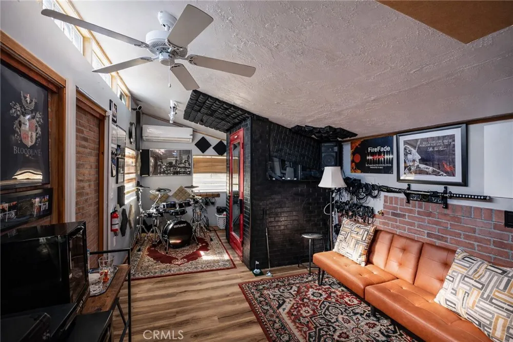 41121 Long Hollow Coarsegold, CA 93614
