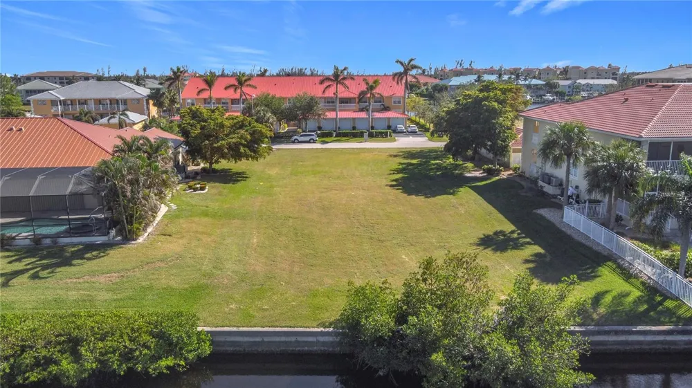 3227 PURPLE MARTIN DRIVE Punta Gorda, FL 33950