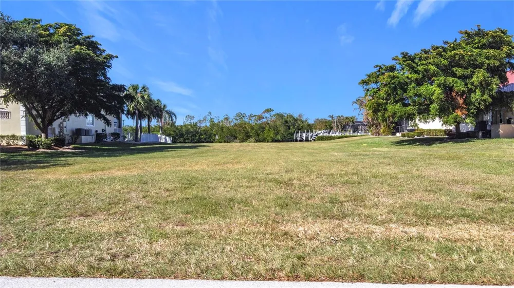 3227 PURPLE MARTIN DRIVE Punta Gorda, FL 33950