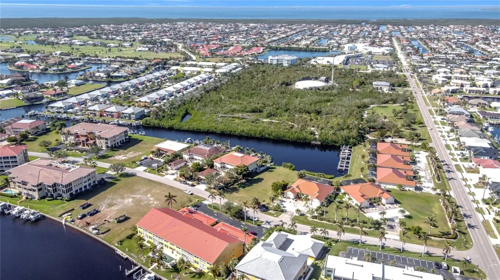 3227 PURPLE MARTIN DRIVE Punta Gorda, FL 33950