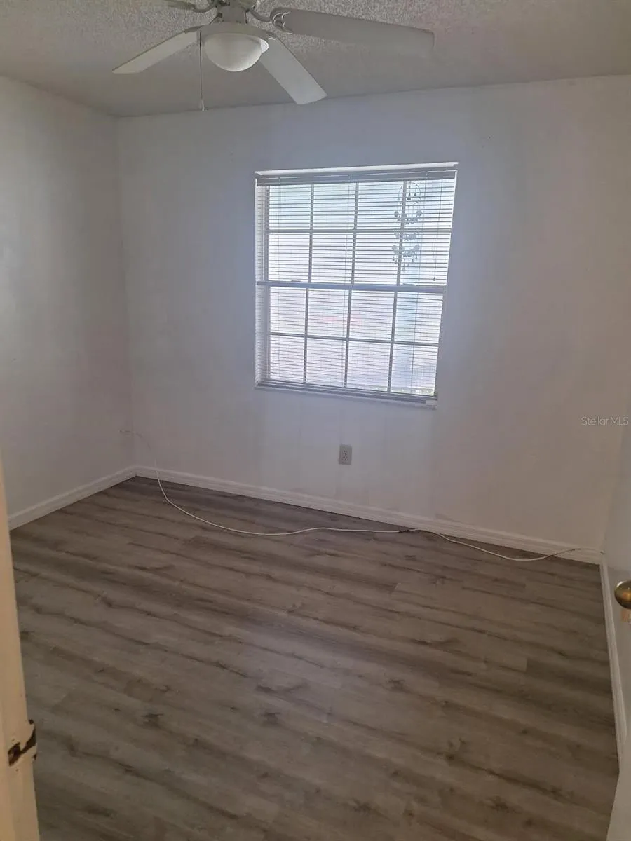 11910 SKYLAKE PLACE #E Temple Terrace, FL 33617