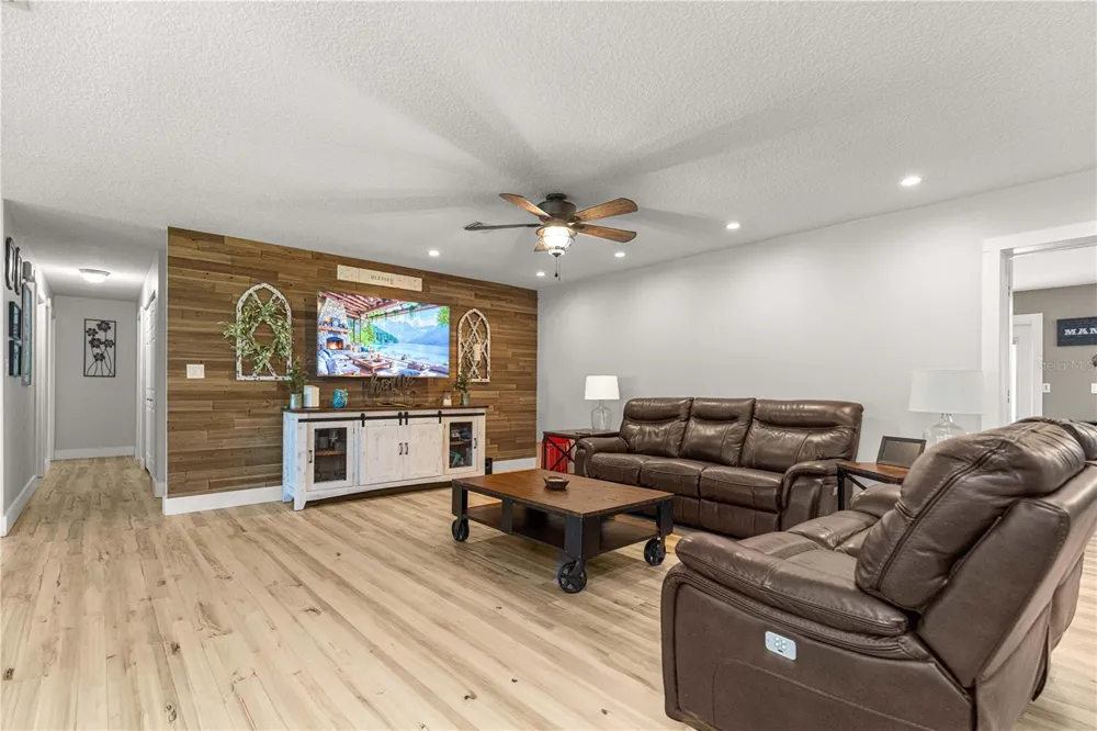 2940 NE 49TH STREET ocala, FL 34479