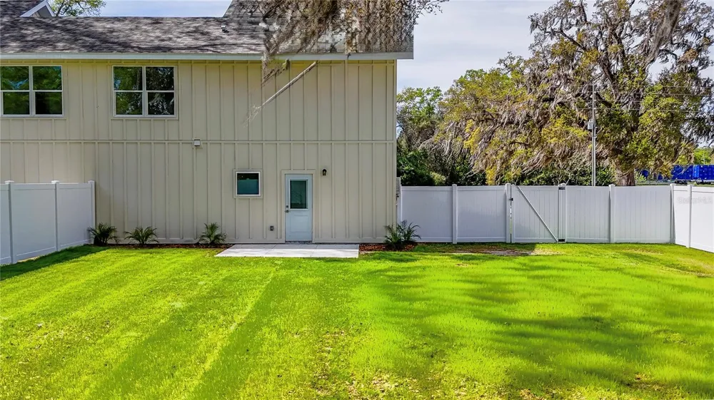 318 SE 6TH STREET Williston, FL 32696