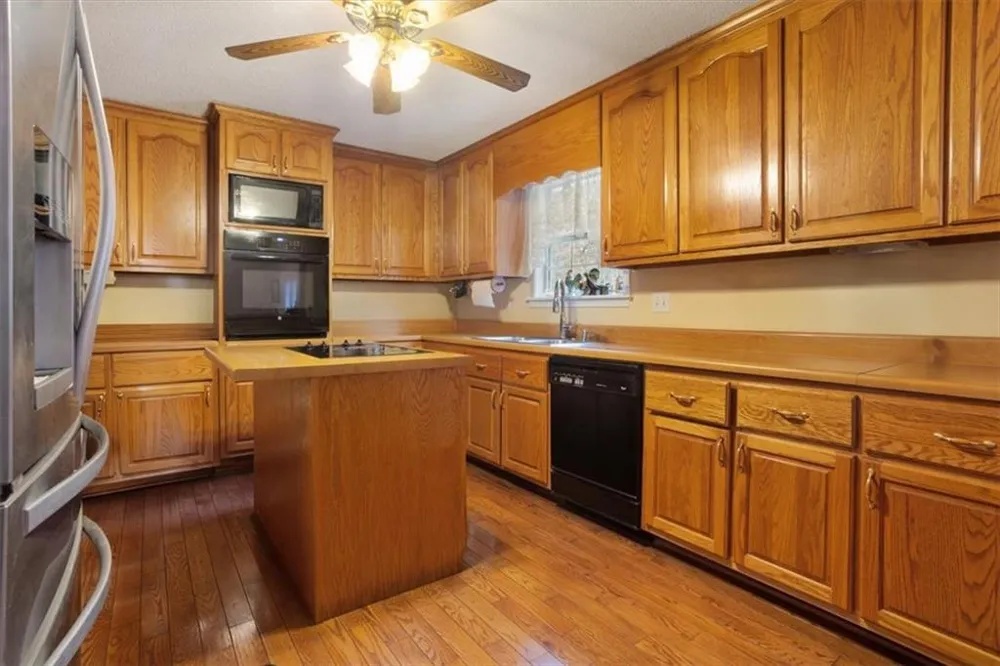 871 Robinson Road Chatsworth, GA 30705