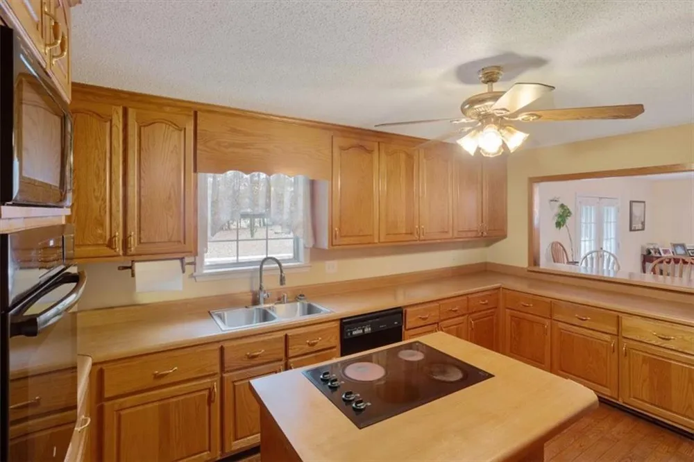 871 Robinson Road Chatsworth, GA 30705