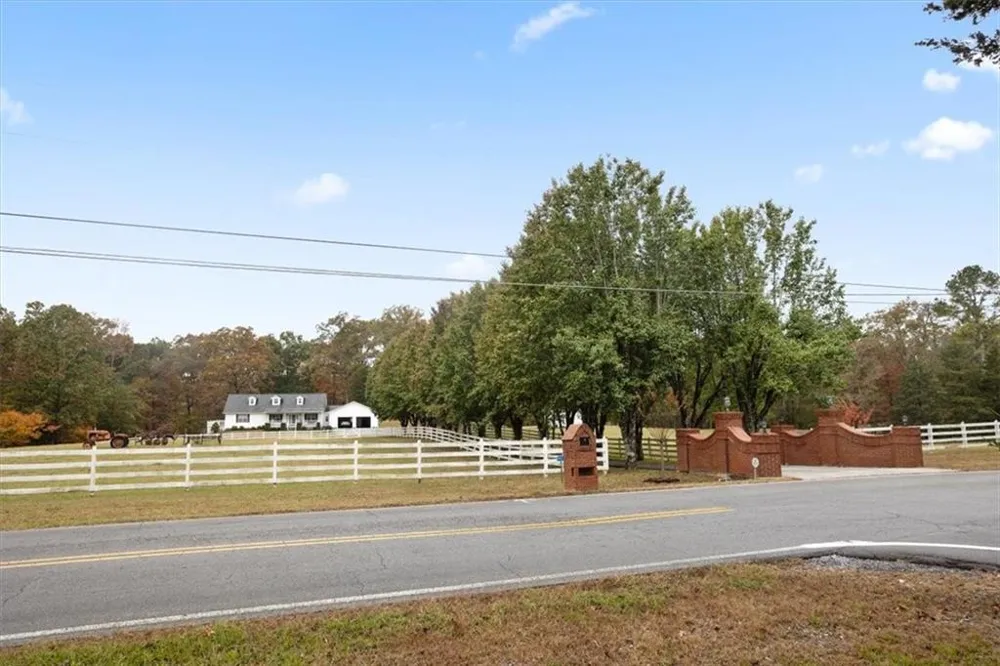 871 Robinson Road Chatsworth, GA 30705