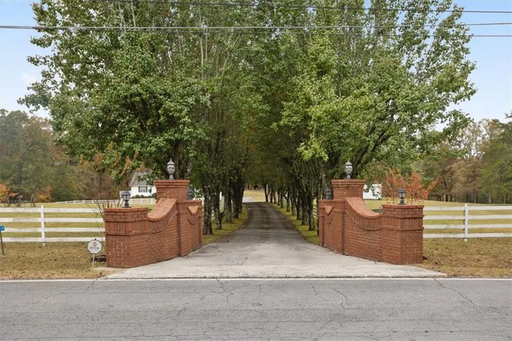 871 Robinson Road Chatsworth, GA 30705