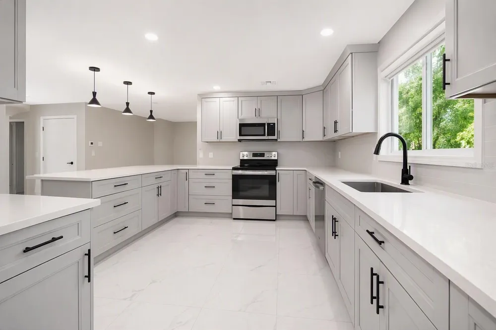 502 OAK LANE Maitland, FL 32751