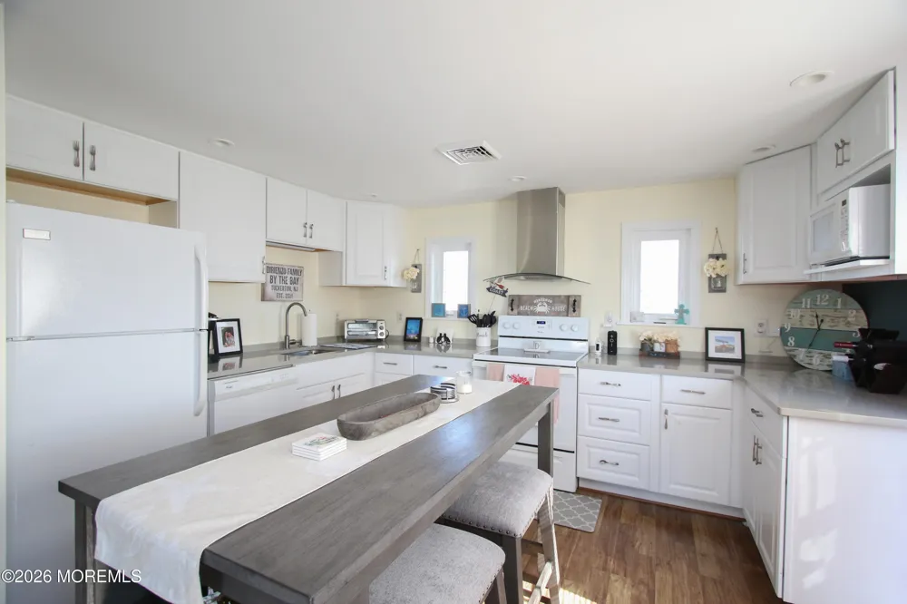 1136 Little Egg Harbor Boulevard Tuckerton, NJ 08087