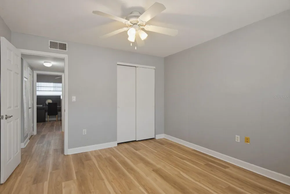 2011 58TH AVENUE #5 St Petersburg, FL 33714