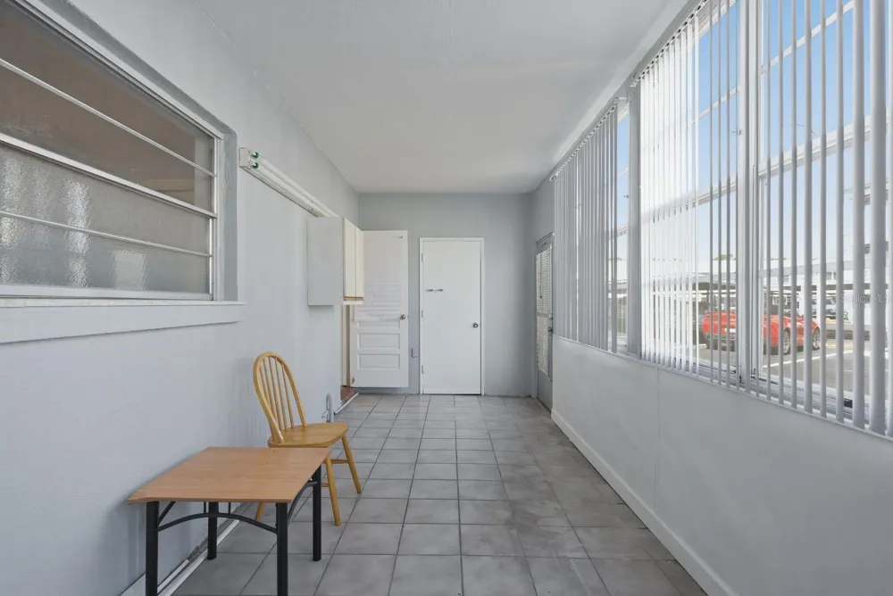 2011 58TH AVENUE #5 St Petersburg, FL 33714