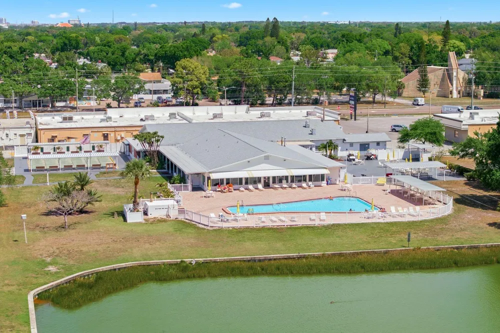 2011 58TH AVENUE #5 St Petersburg, FL 33714