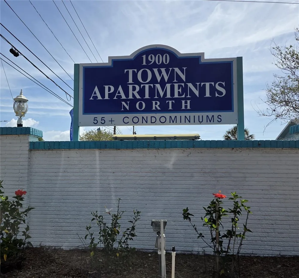 2011 58TH AVENUE #5 St Petersburg, FL 33714