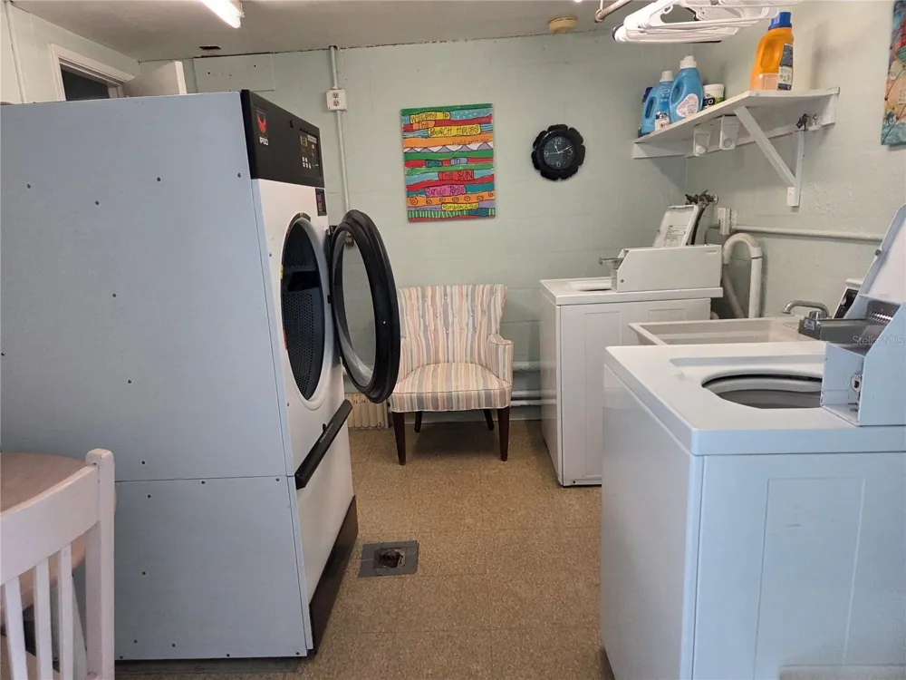 2011 58TH AVENUE #5 St Petersburg, FL 33714