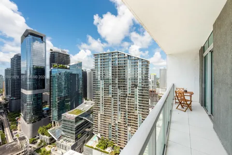 55 SE 6th St #4308