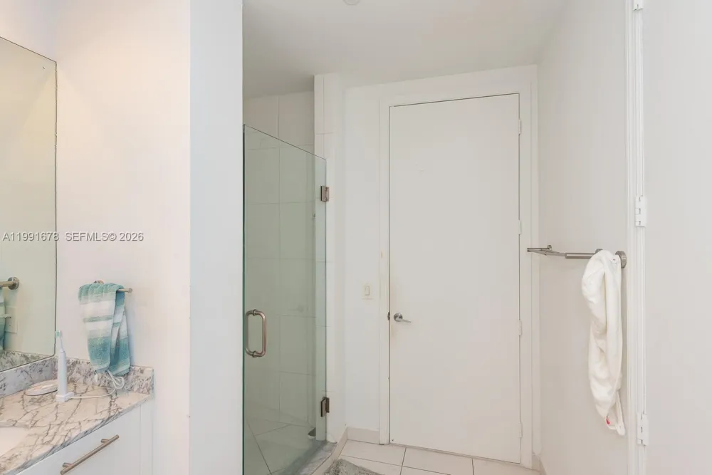 55 SE 6th St #4308 Miami, FL 33131