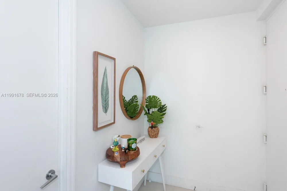 55 SE 6th St #4308 Miami, FL 33131